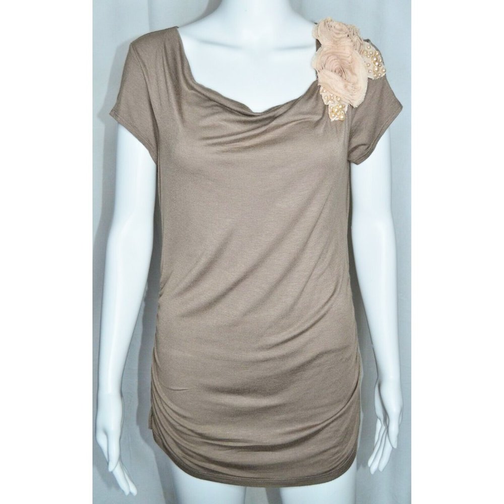 Lucy & Laurel Drape Neck 3D Floral Rosette Faux Pearls Ruched Top Tan Size S